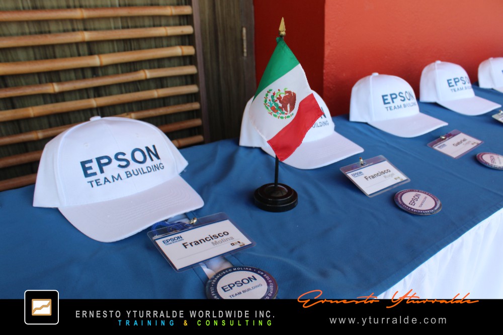 México Team Building | Actividades de Team Building en México para integración de equipos con Ernesto Yturralde