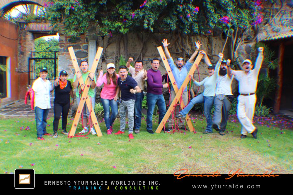 México Team Building | Talleres vivenciales de cuerdas en México con Ernesto Yturralde facilitador experto